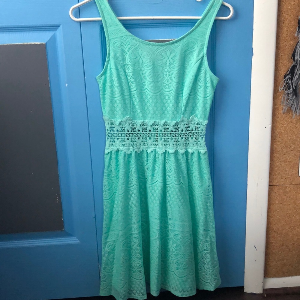 Women’s dress